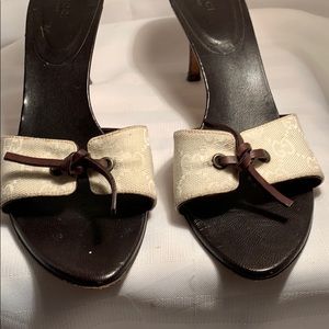 Gucci Signature Sandalso ”Authentic”